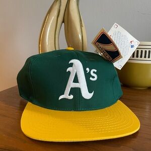 Vintage 90s Oakland A's Athletics Snapback Hat MLB Logo Rare NEW W/ TAGS